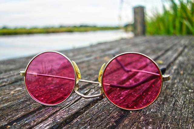 Comment choisir les bonnes lunettes de soleil pour vos lentilles de contact